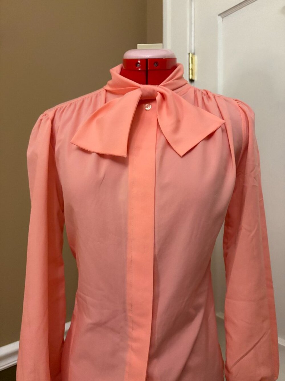 Vintage Pink Kitten Bow Blouse -1970's or 80's - Size M/L